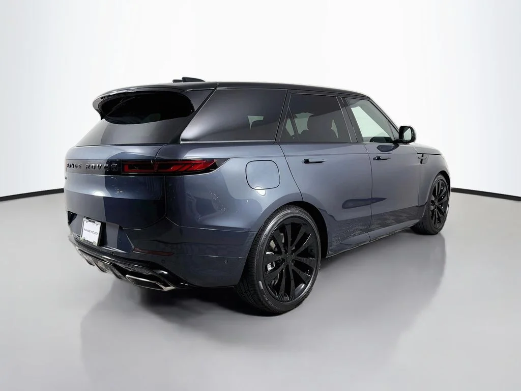 New 2026 Varesine Blue Land Rover Dynamic SE image 5