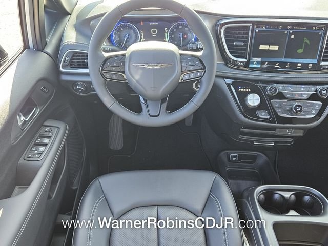 2026 Chrysler Pacifica Select - Photo 7