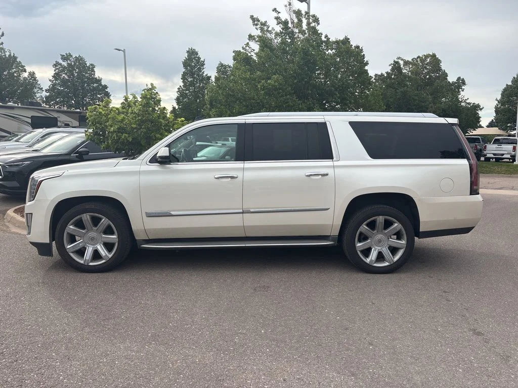 Used 2015 White Cadillac Luxury image 2