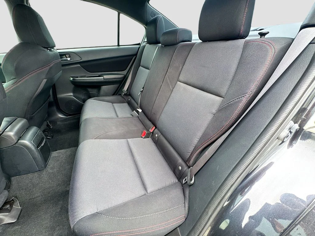 Used 2016 Gray Subaru Premium image 29