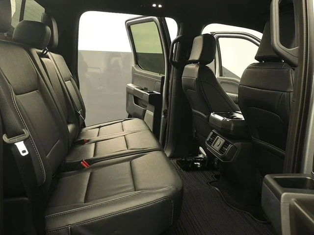 New 2026 Iconic Silver Metallic Ford Lariat® image 18