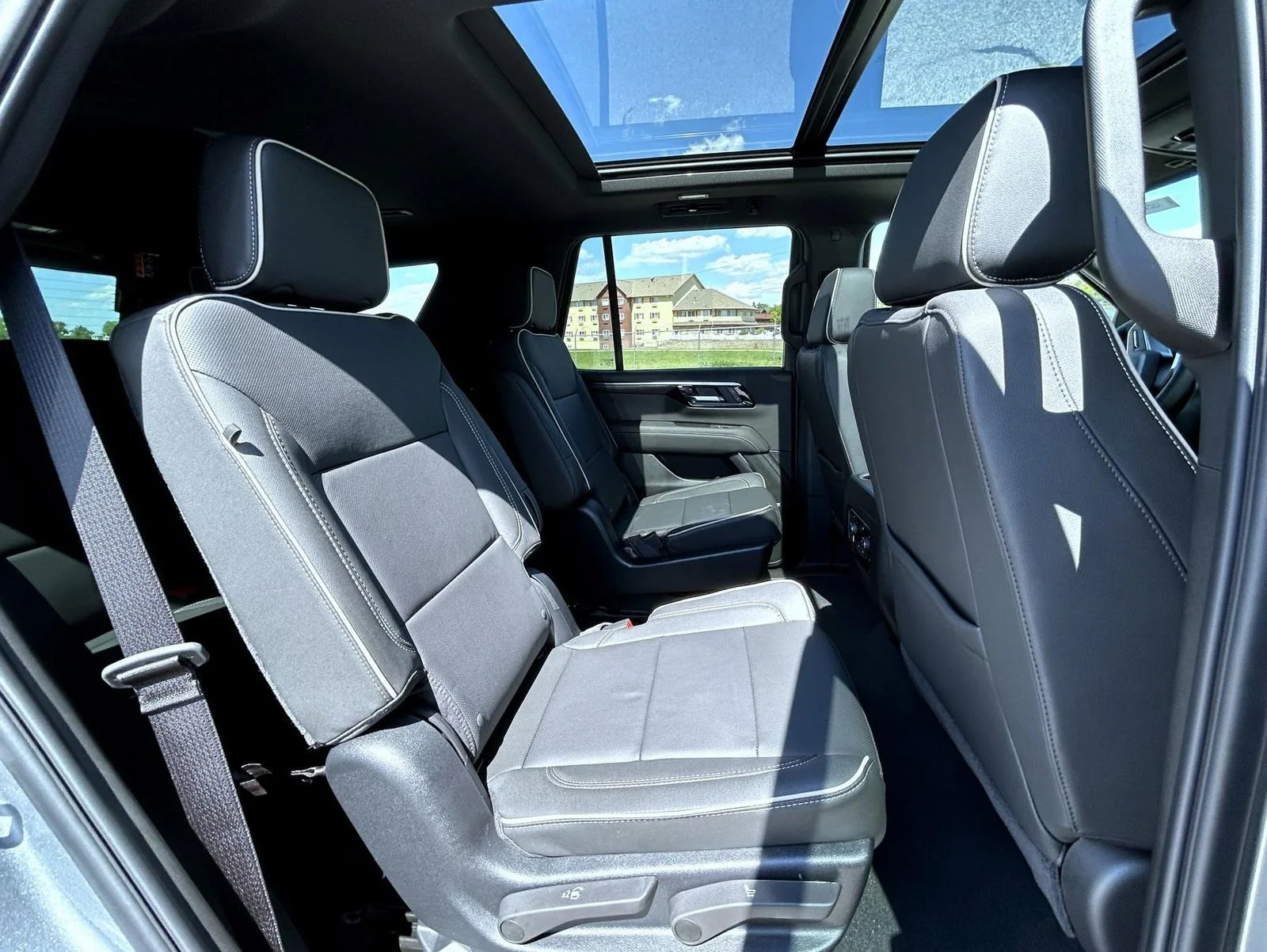 New 2026 Sterling Gray Metallic Chevrolet Premier image 19
