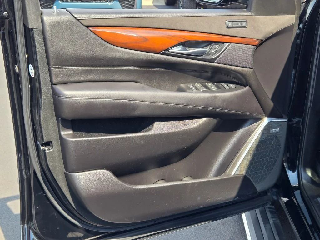 Certified Used 2018 Black Cadillac Premium image 25