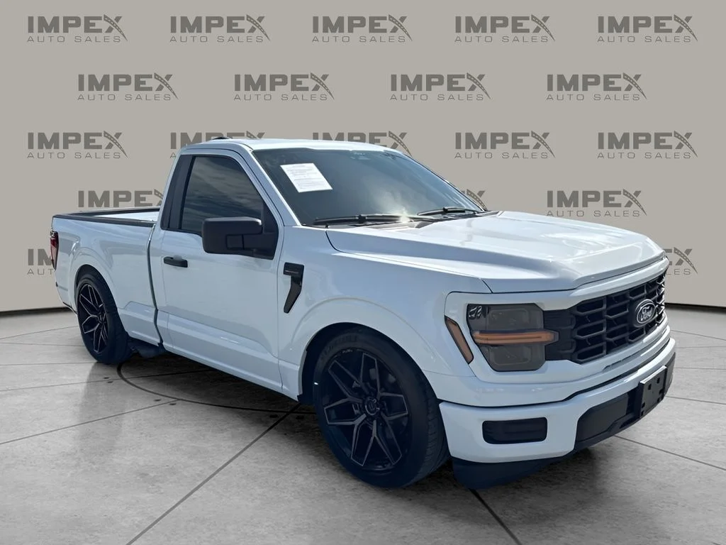 Used 2024 White Ford XL image 7