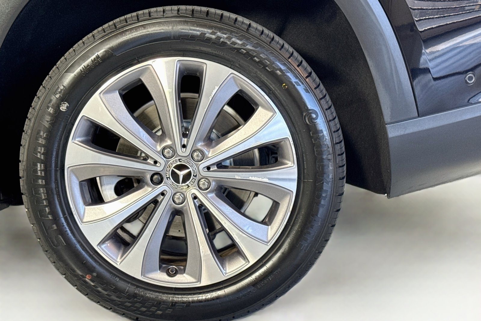 Used 2022 Black Mercedes-Benz GLE 350 image 30