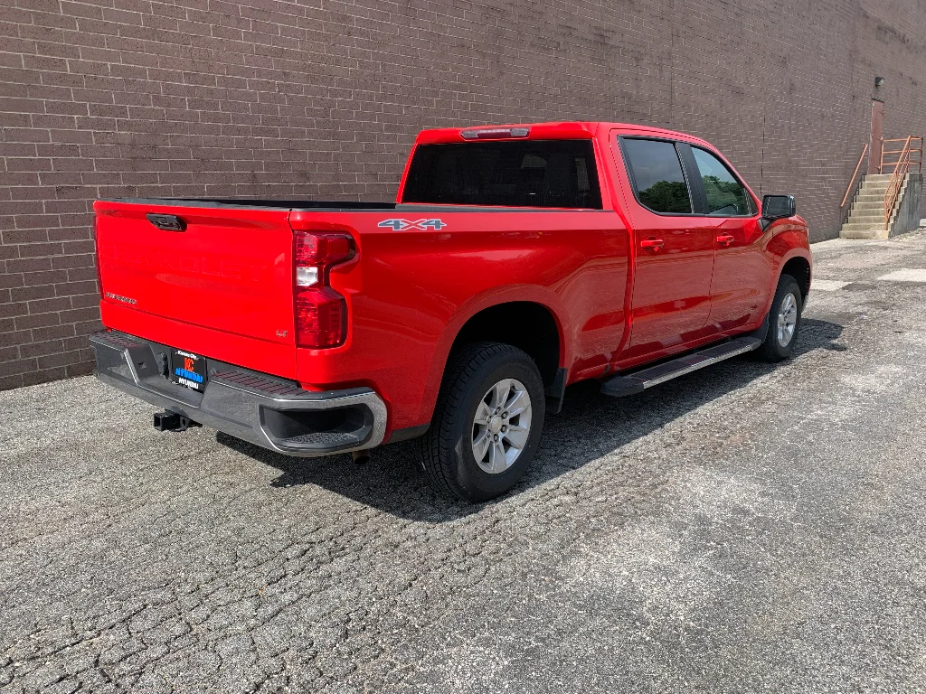 Used 2023 Red Chevrolet LT image 6
