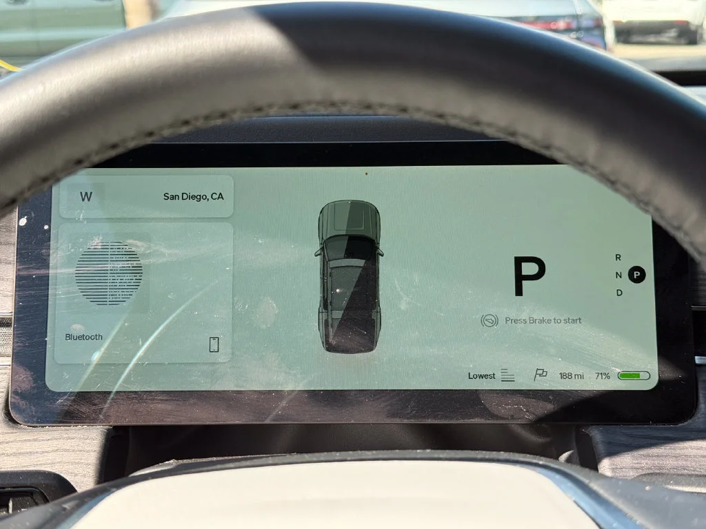 Used 2023  RIVIAN Launch Edition image 9