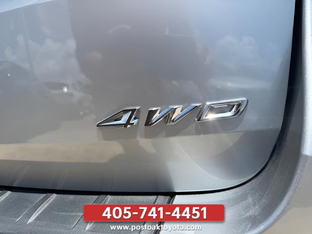 Used 2025 Silver Ford Active image 31