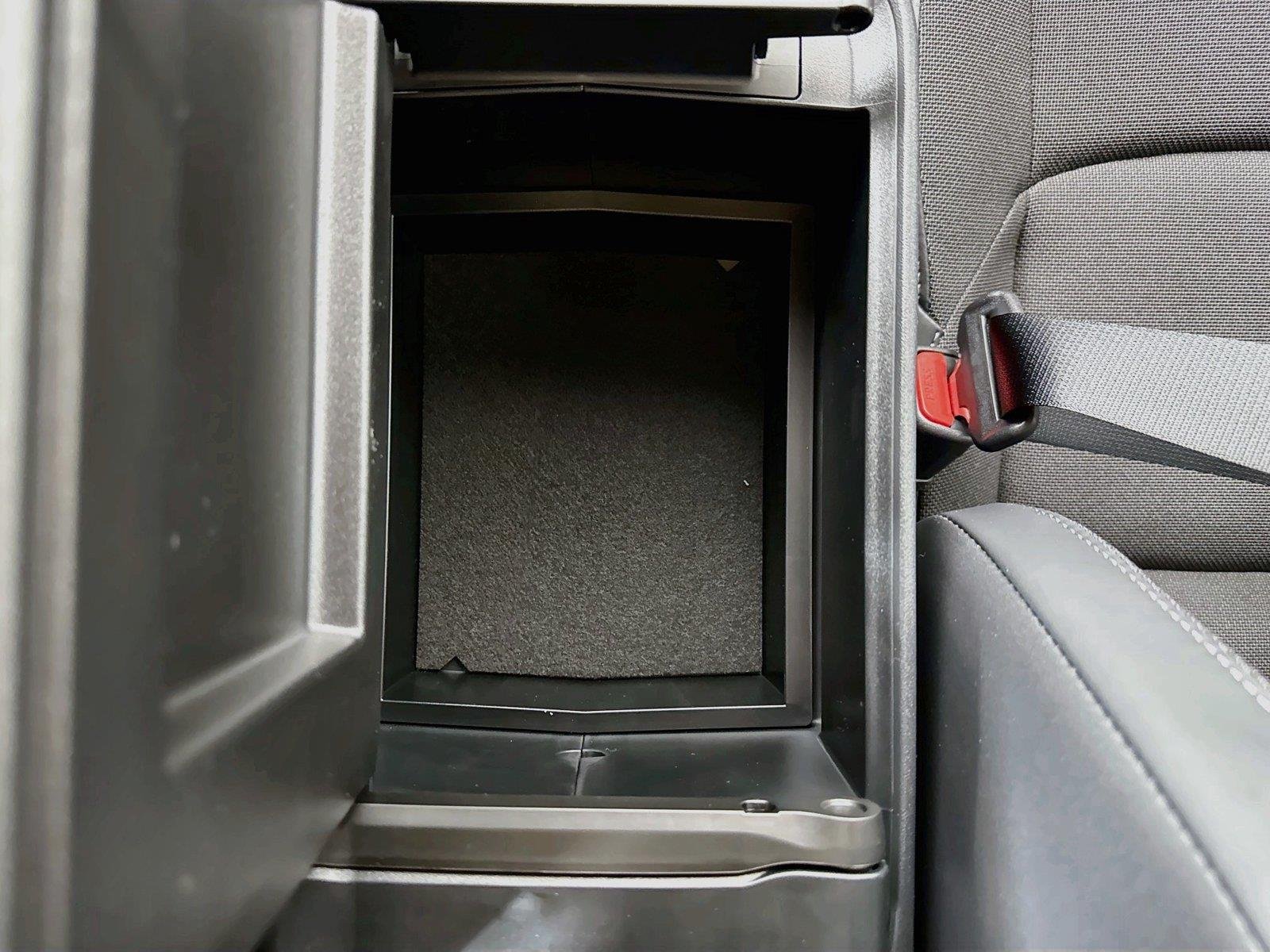 New 2026 Wind Chill Pearl Toyota SE image 33