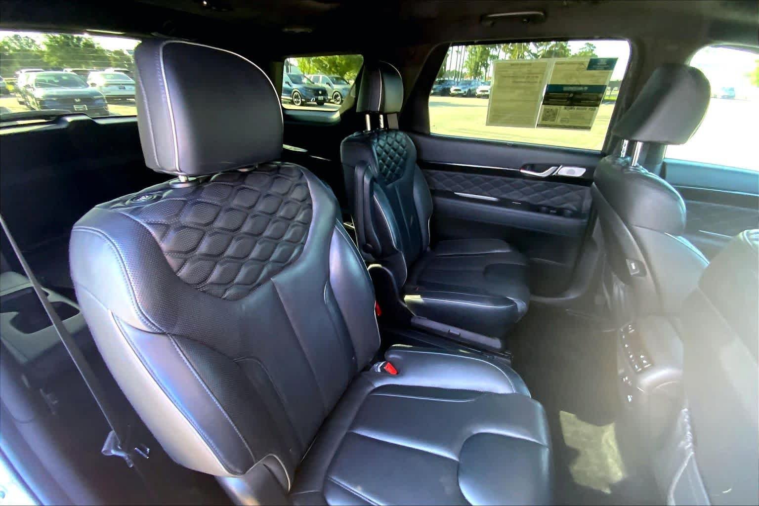 Used 2020 Lagoon Silver Hyundai Limited image 19