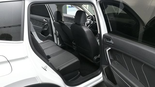 Used 2022 White Volkswagen 2.0T SE image 12