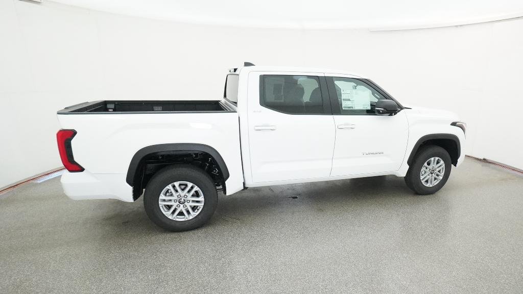2026 Toyota Tundra SR5 - Photo 9