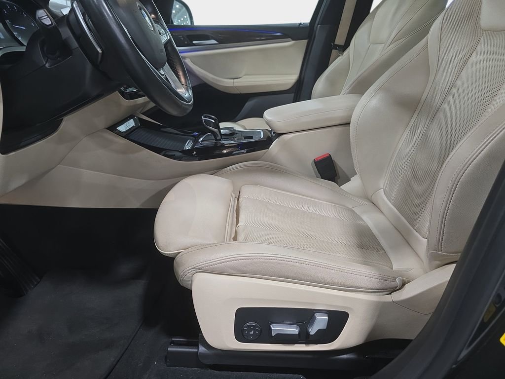 Used 2022 Dark Graphite Metallic BMW sDrive30i image 23