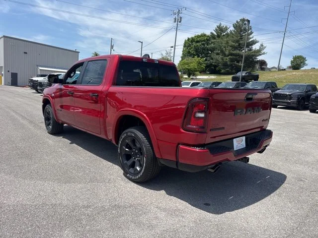 New 2026 Molten Red Pearl-Coat Exterior Paint RAM Big Horn/Lone Star image 5