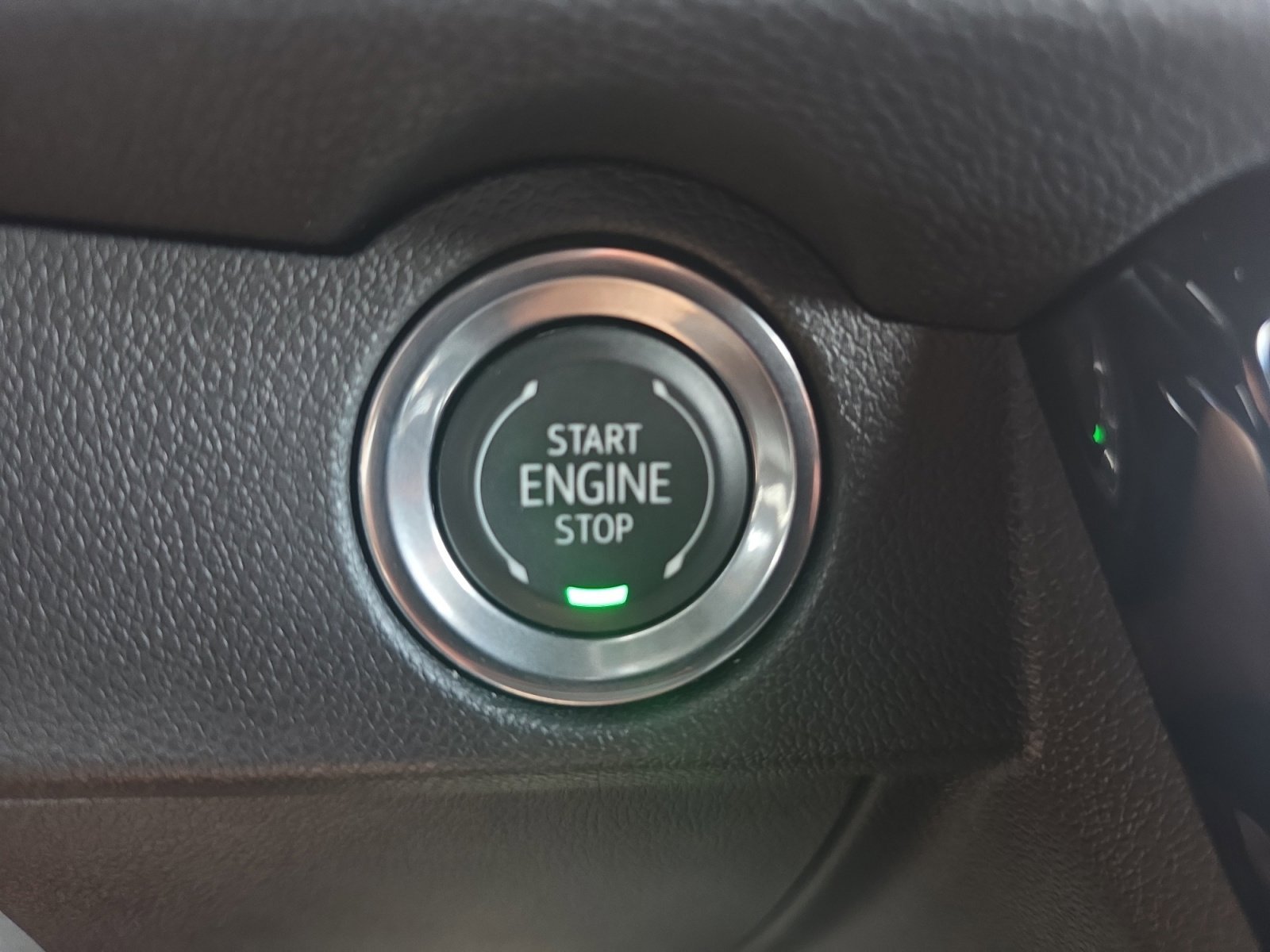 Used 2026 Mosaic Black Metallic Chevrolet FWD LT image 16