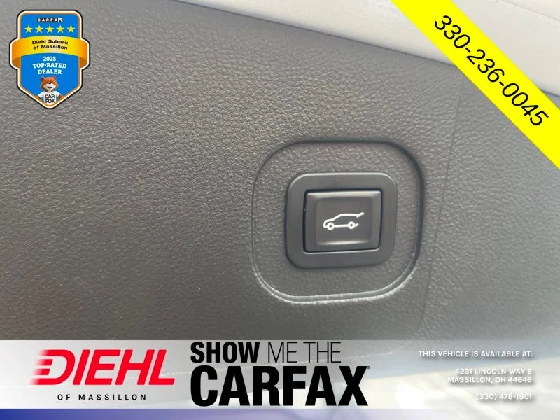 Used 2017 Silver GMC SLT image 14