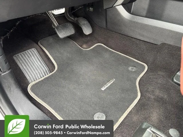 Used 2018 White Ford Platinum image 26