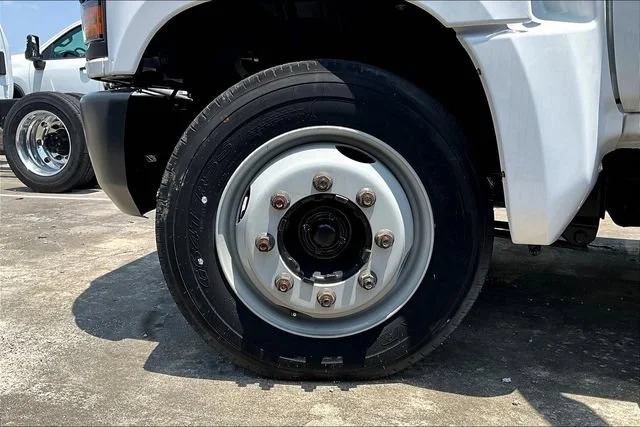 Used 2022 Summit White Chevrolet Work Truck image 5