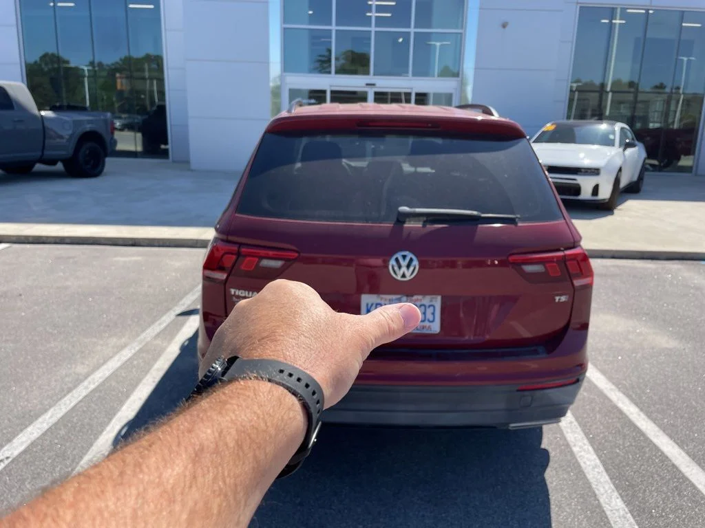 Used 2018 Red Volkswagen 2.0T S image 3
