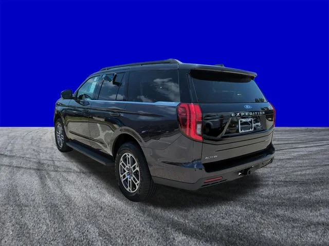 New 2026 Dark Matter Gray Metallic Ford Active image 6