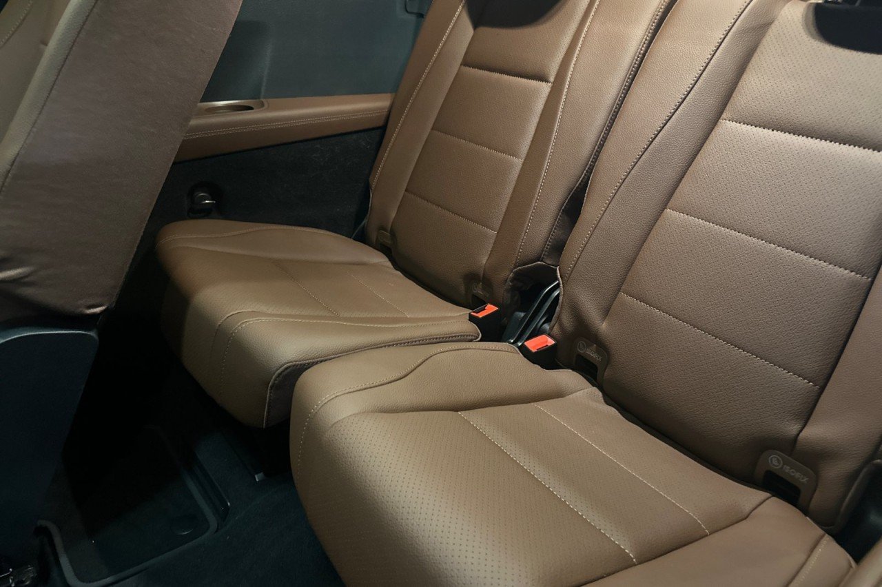 Used 2026 Black Mercedes-Benz GLS 450 image 14