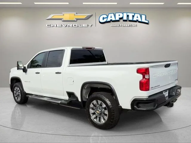 Used 2025 Summit White Chevrolet Custom image 3