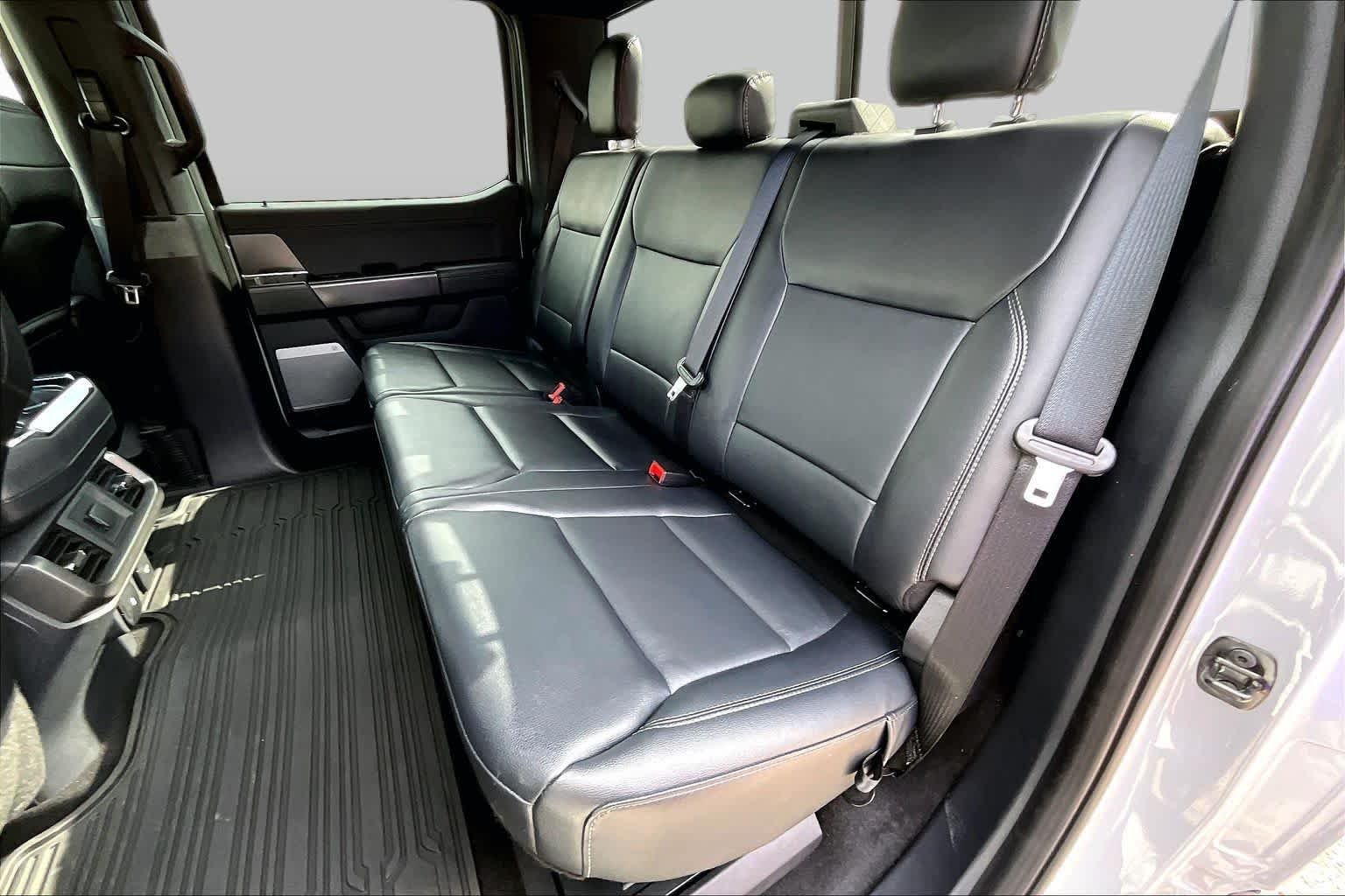 Used 2024 Carbonized Gray Metallic Ford XLT image 21