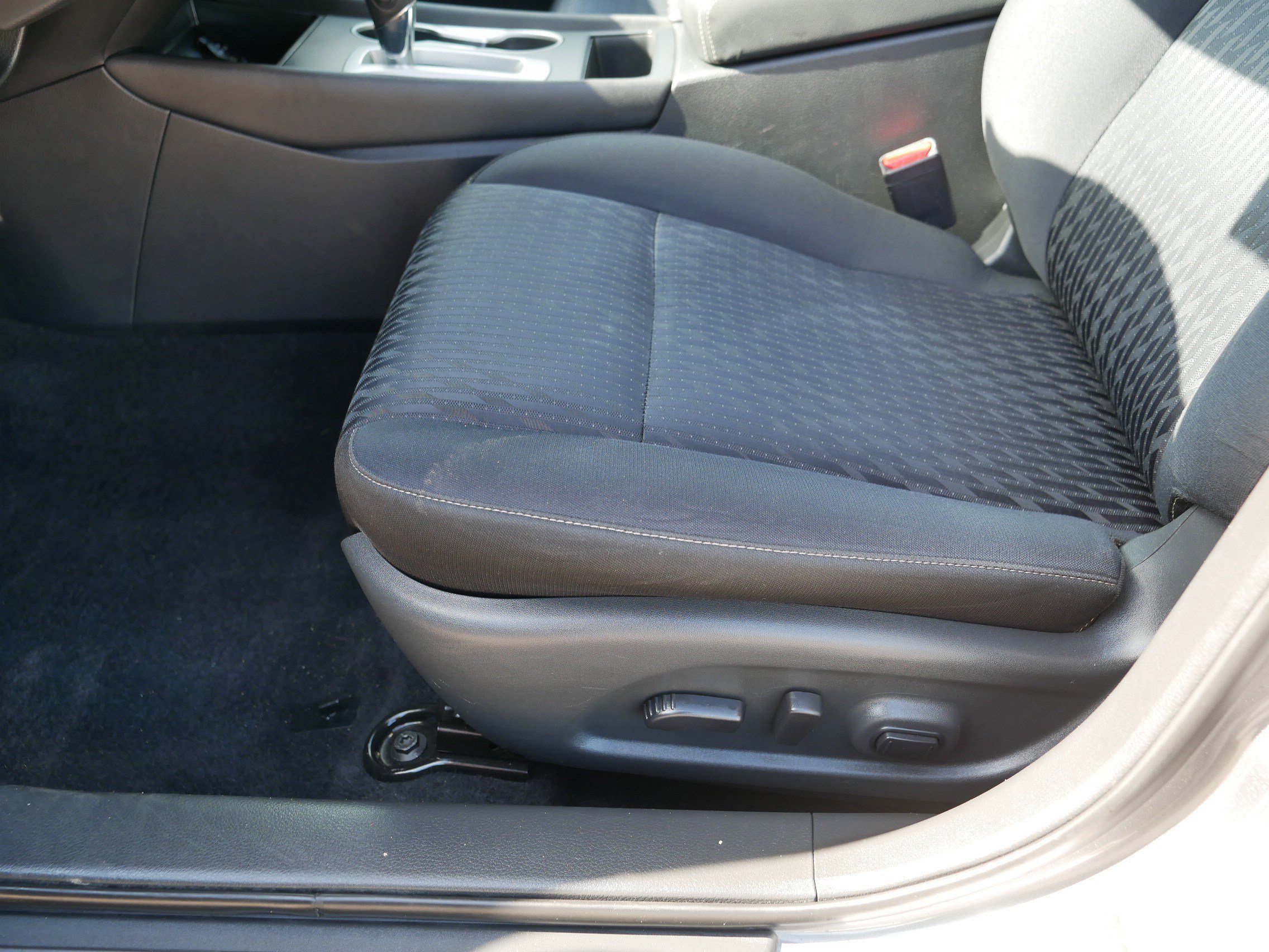 Certified Used 2017 Gun Metallic Nissan 2.5 SV image 20