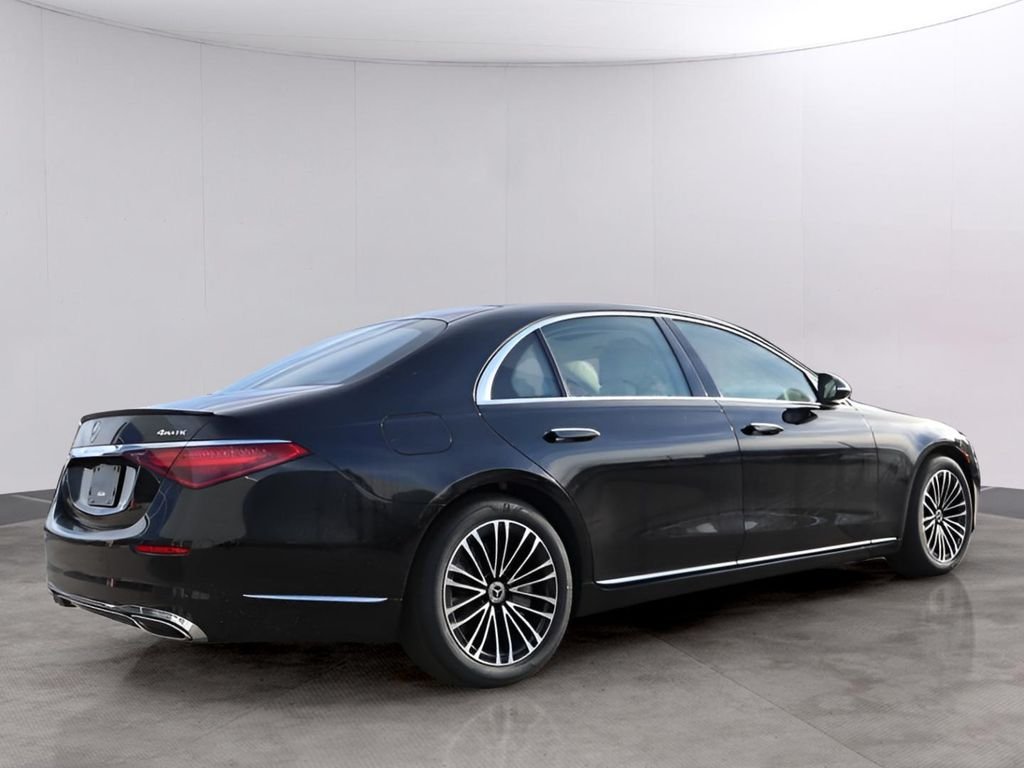 New 2026 Obsidian Black Metallic Mercedes-Benz S 580 image 7