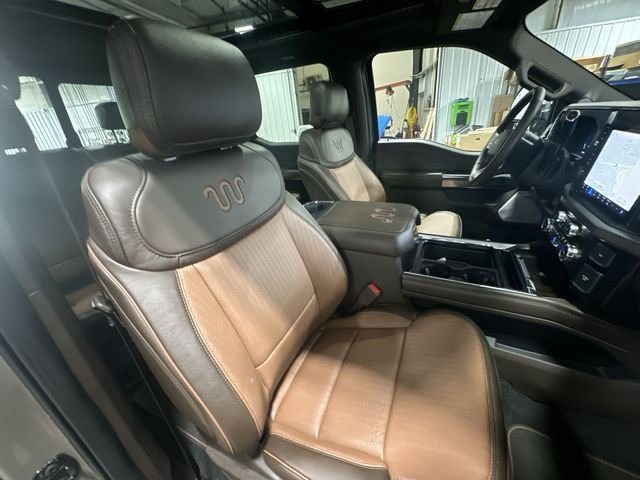 New 2026 Gray Ford King Ranch image 32