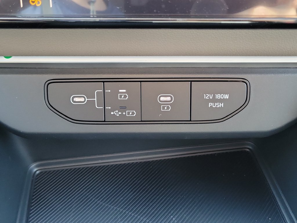 New 2026 Deep Chroma Blue Kia LXS image 32