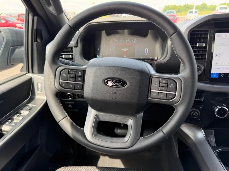 New 2026 Carbonized Gray Metallic Ford XLT image 11