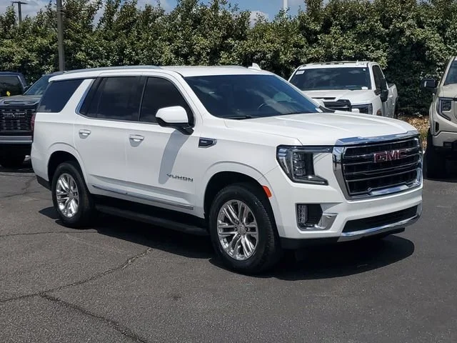 Used 2023 Summit White GMC SLT image 1