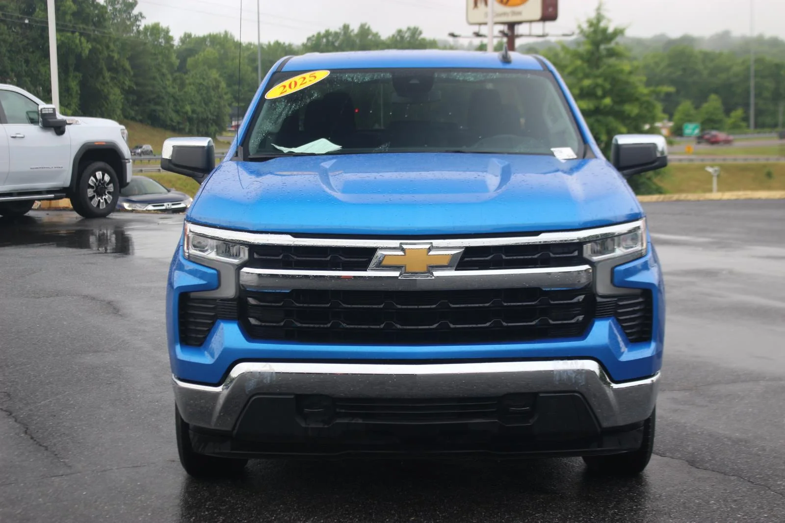 Used 2025 Riptide Blue Metallic Chevrolet LT image 2