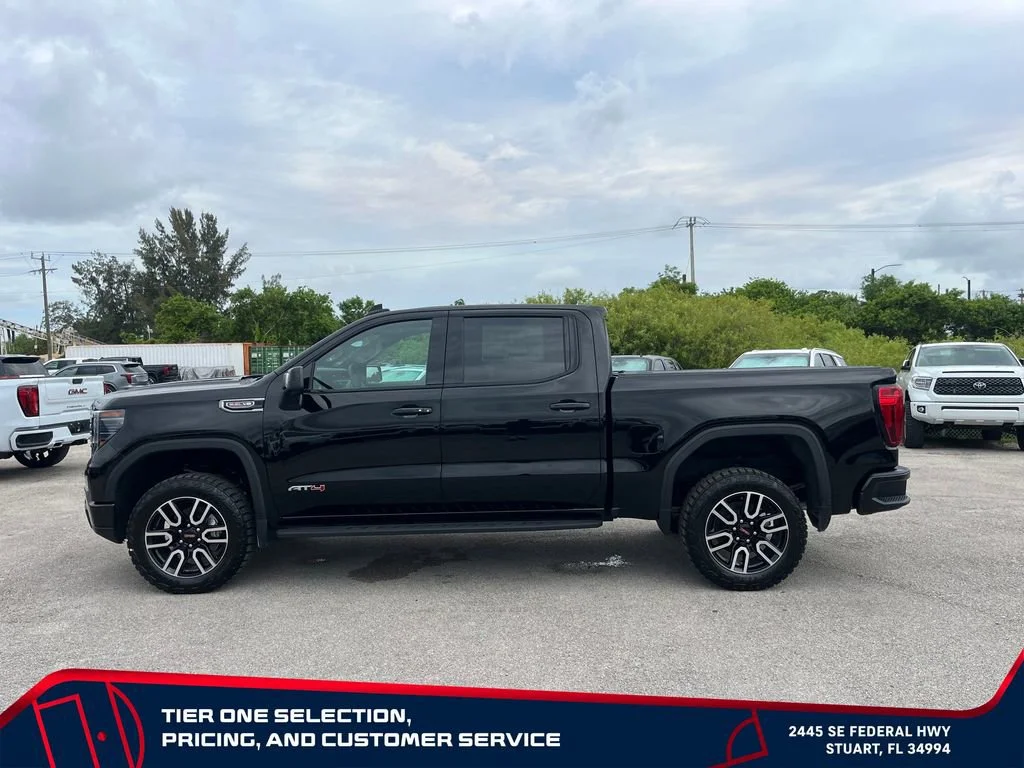 New 2026 Onyx Black GMC AT4 image 4
