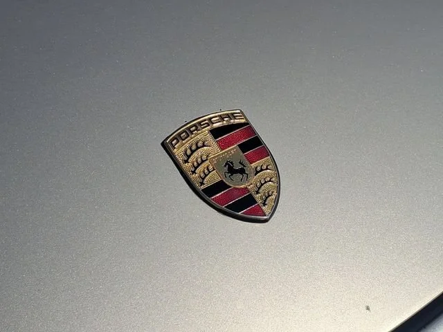 Used 1999  Porsche Y image 25