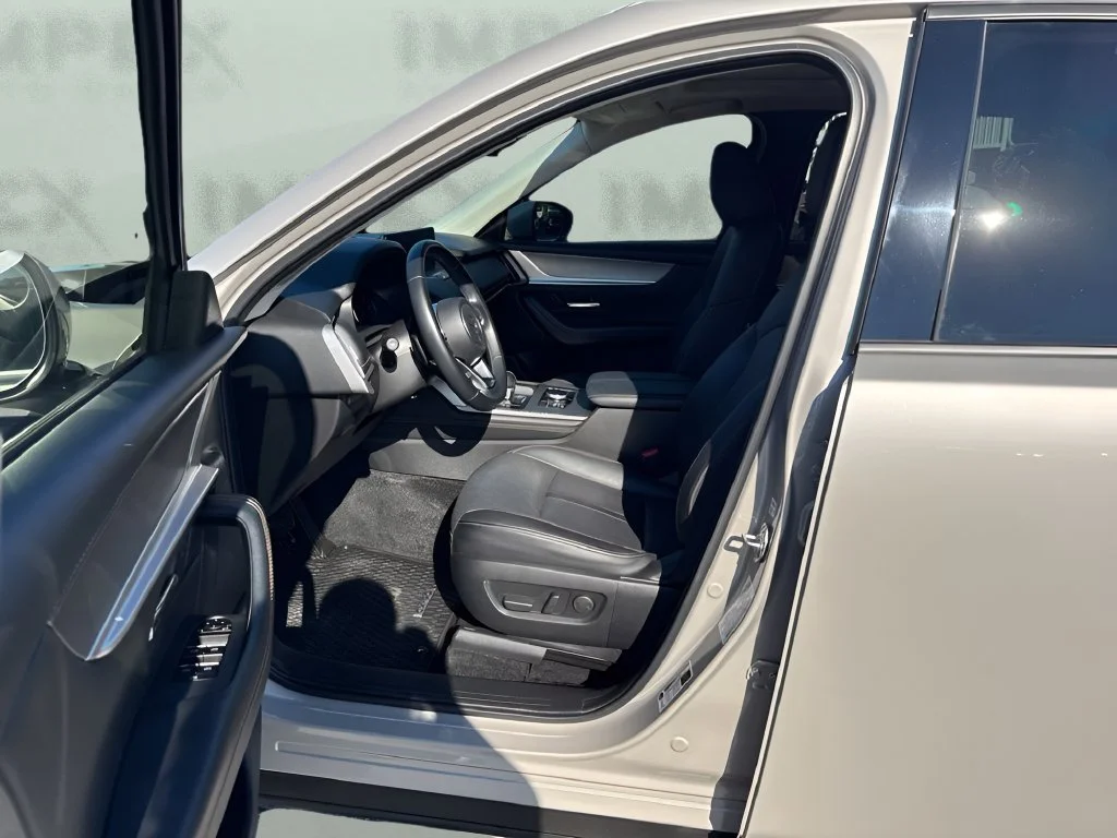 Used 2024 Silver Mazda 3.3 Turbo Preferred image 9