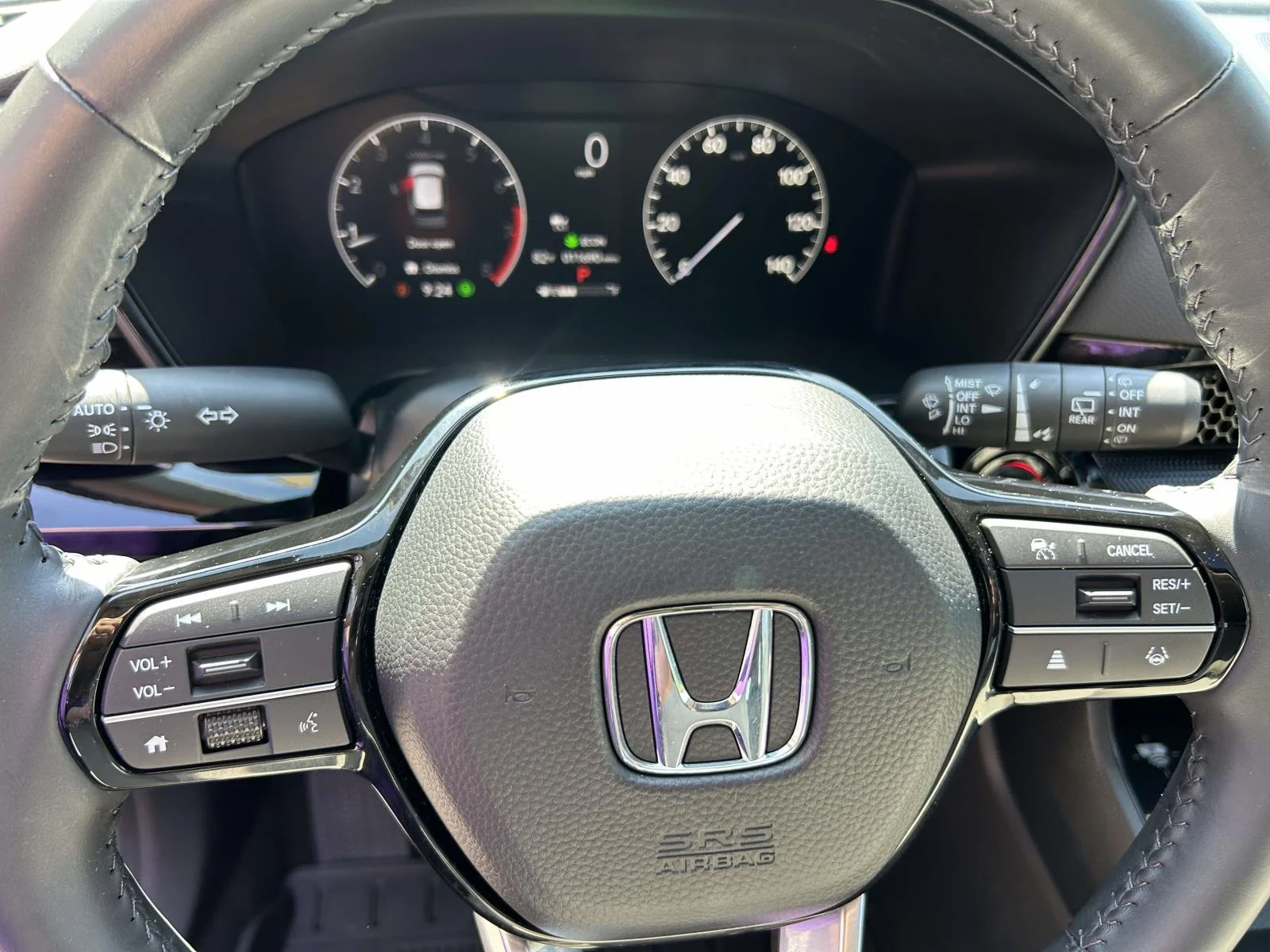 Used 2024 Crystal Black Pearl Honda EX-L 2WD image 13