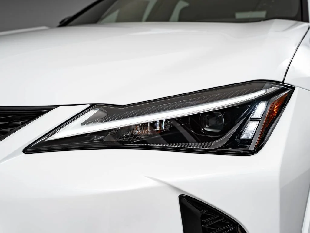 New 2026 Obsidian Roof Lexus 300h F SPORT Design image 15