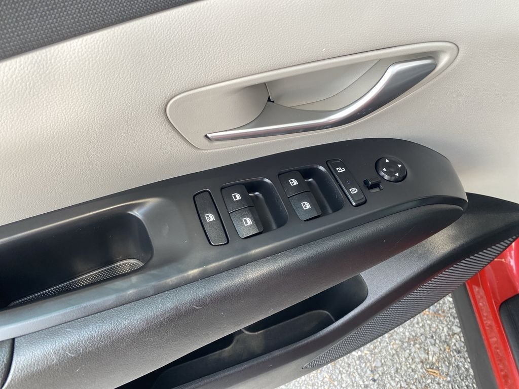 Certified Used 2023 Calypso Red Hyundai SEL image 18