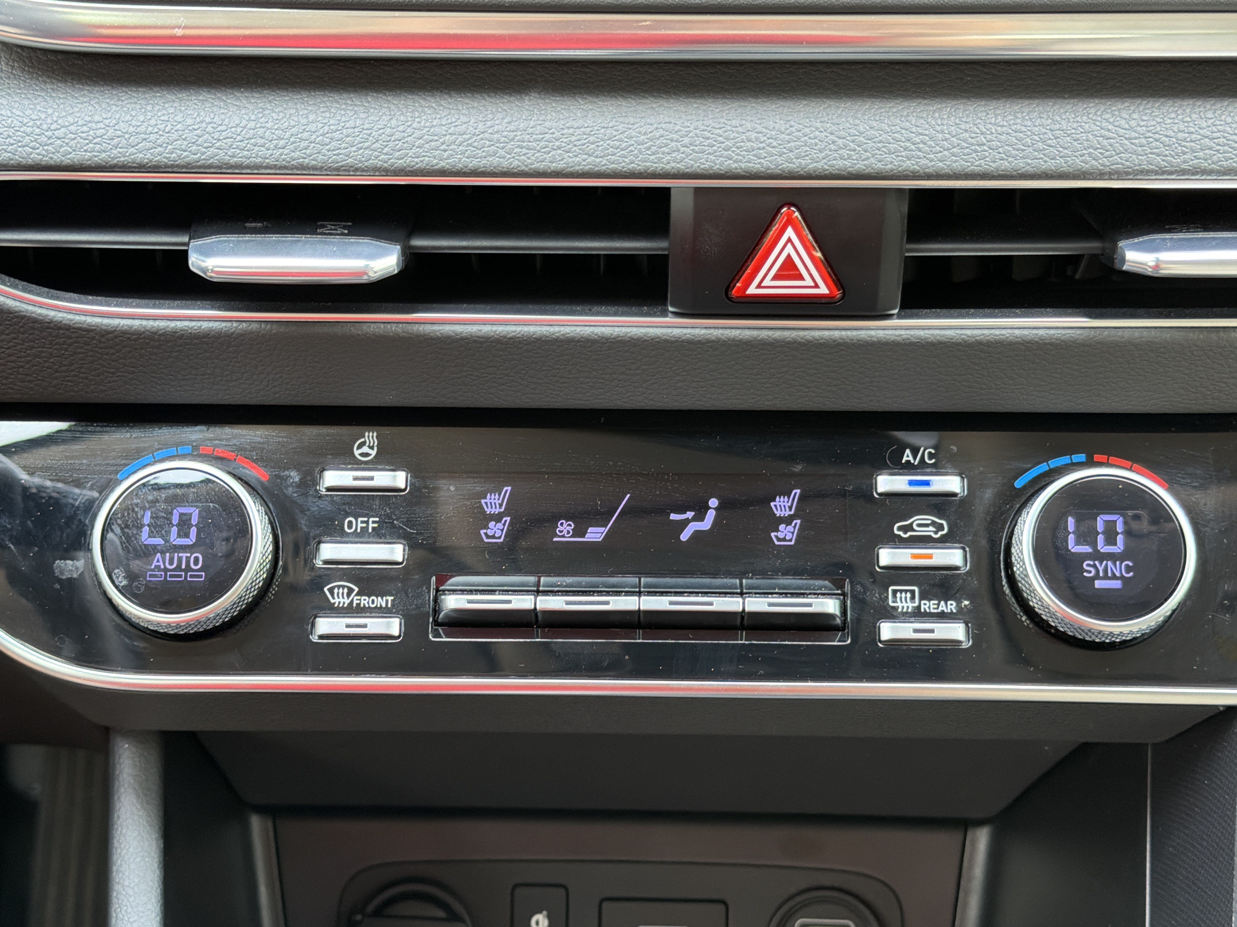 Used 2021 Calypso Red Hyundai Limited image 8