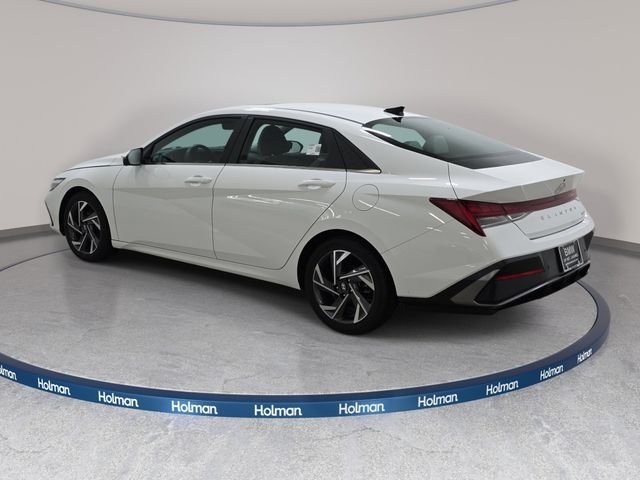 Used 2024 White Hyundai Limited image 8