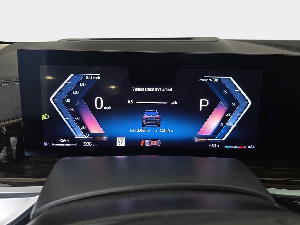 Used 2023 Black BMW xDrive40i image 22