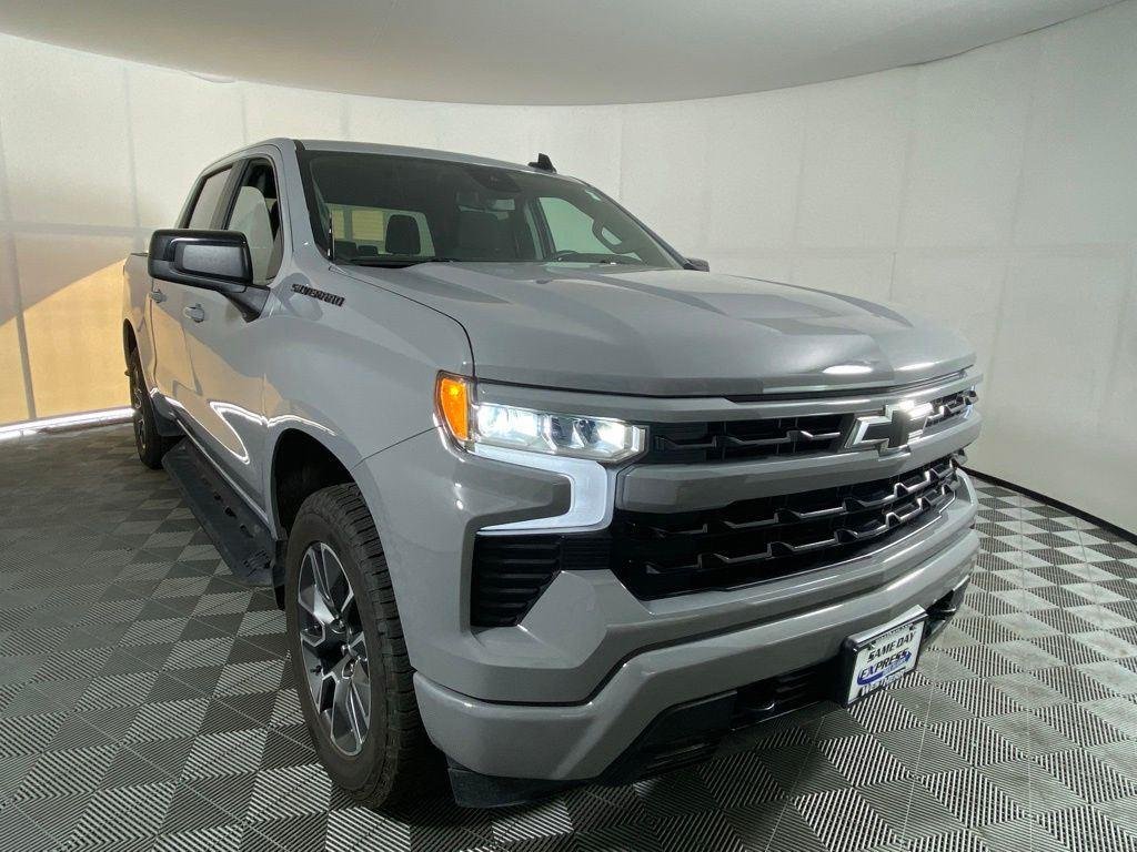 Used 2024 Slate Gray Metallic Chevrolet RST image 18