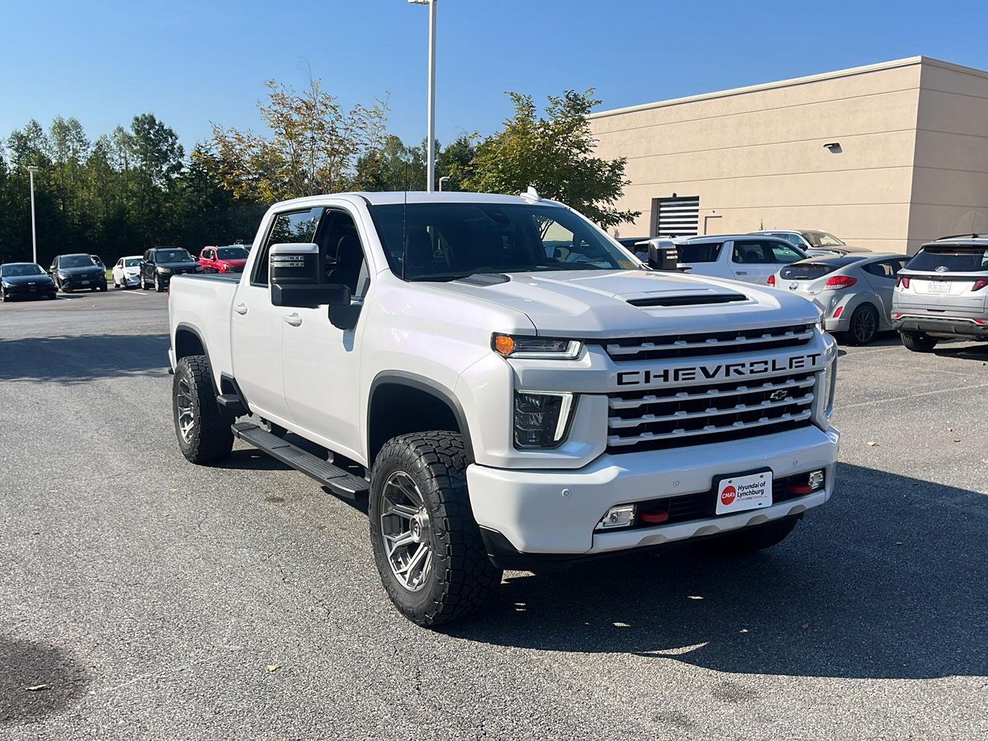 Used 2021 Iridescent Pearl Tricoat Chevrolet LTZ image 8