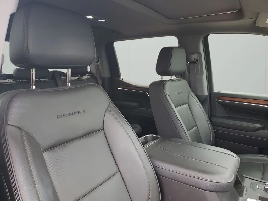 Used 2024  GMC Denali image 16