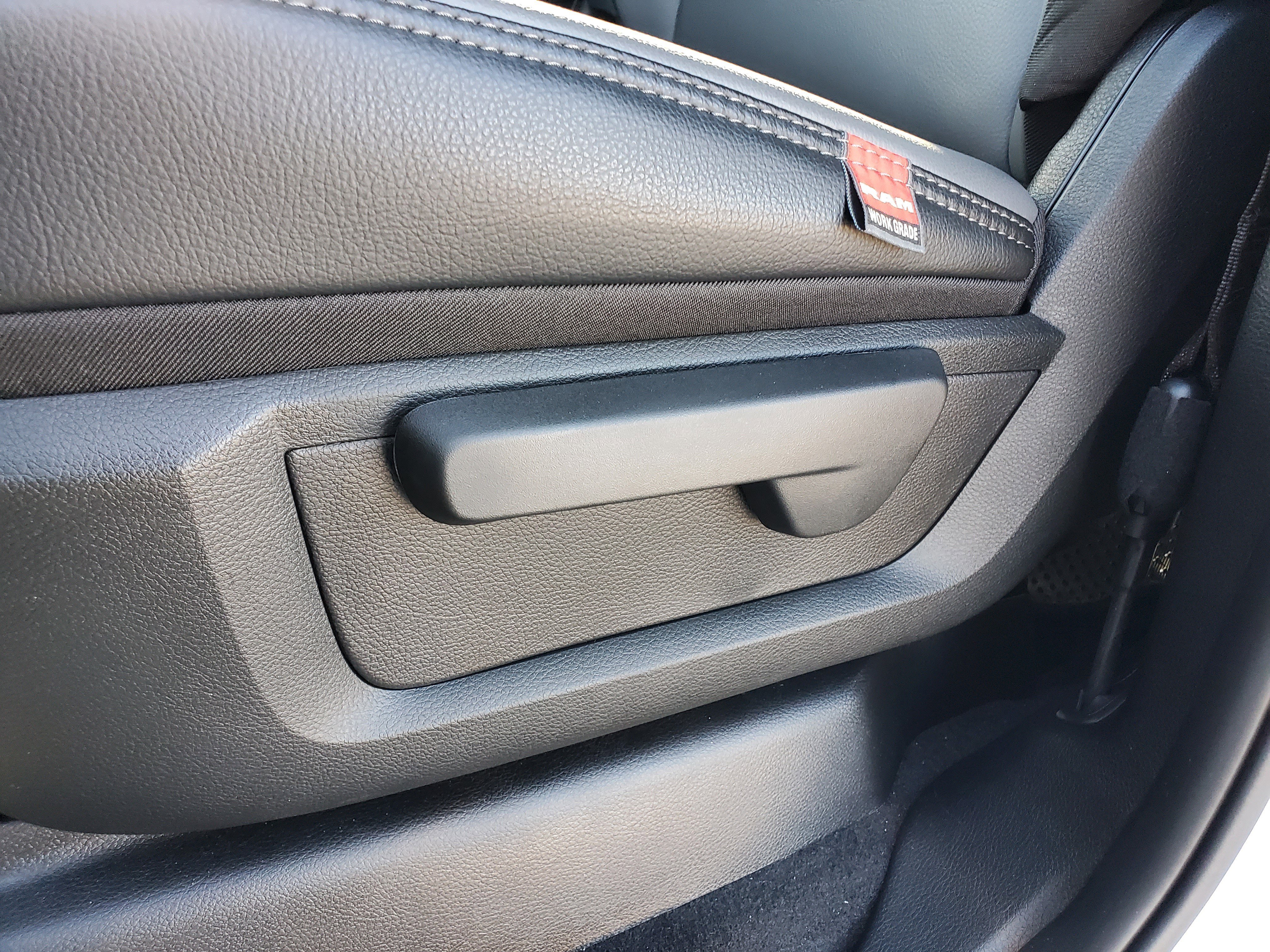 2026 RAM 2500 Tradesman - Photo 14