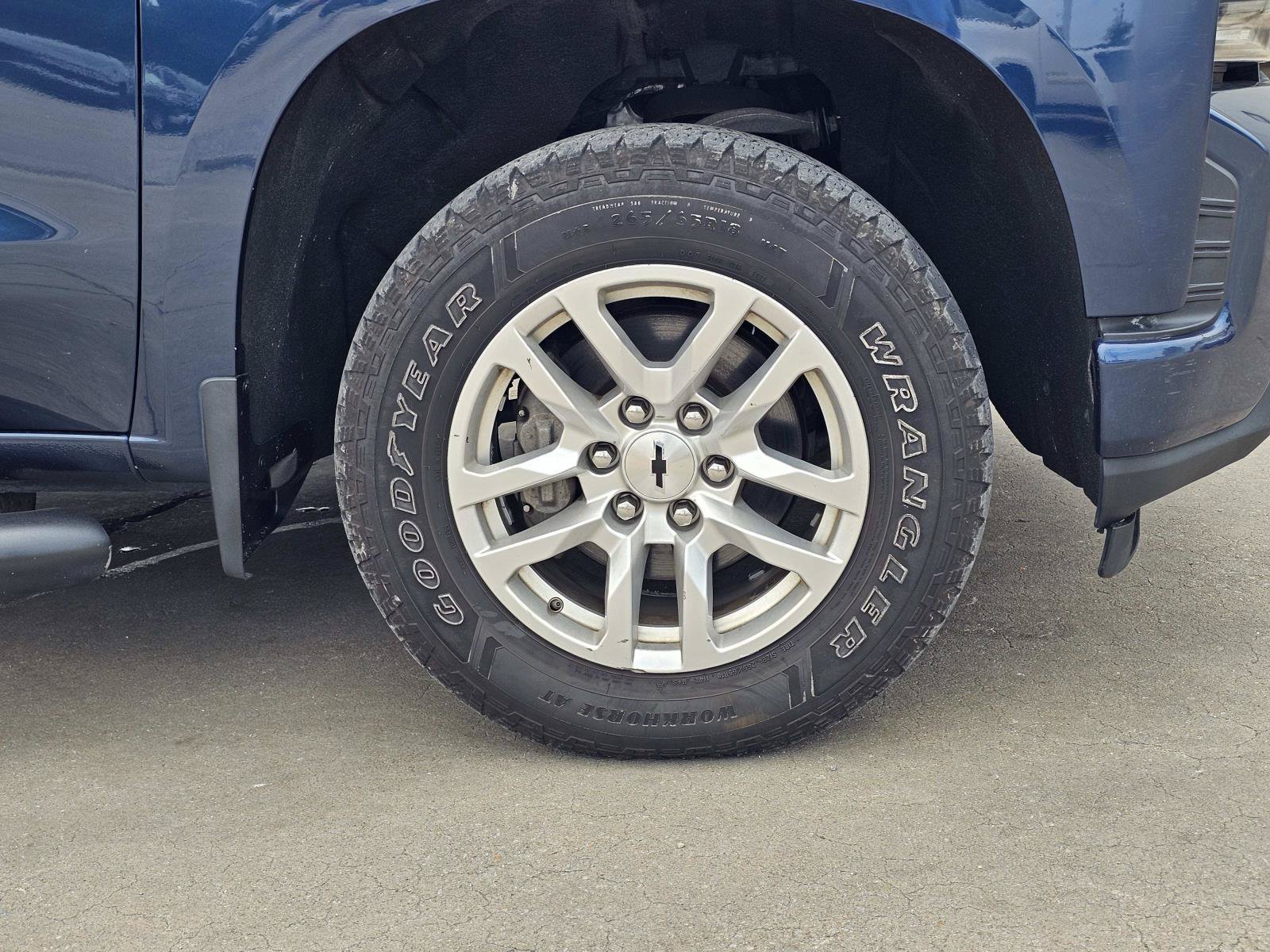2020 Chevrolet Silverado 1500 RST - Photo 6