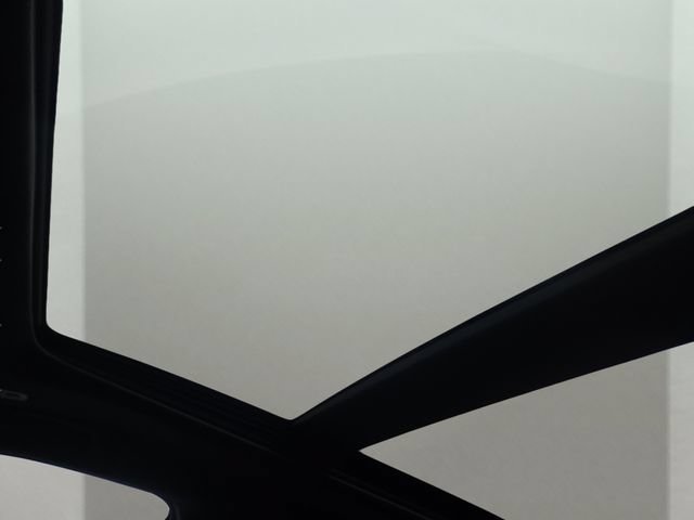 Used 2017 Gray Jeep Limited image 8