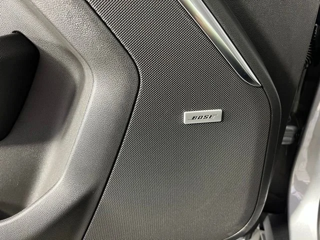 2026 GMC Yukon Denali - Photo 16